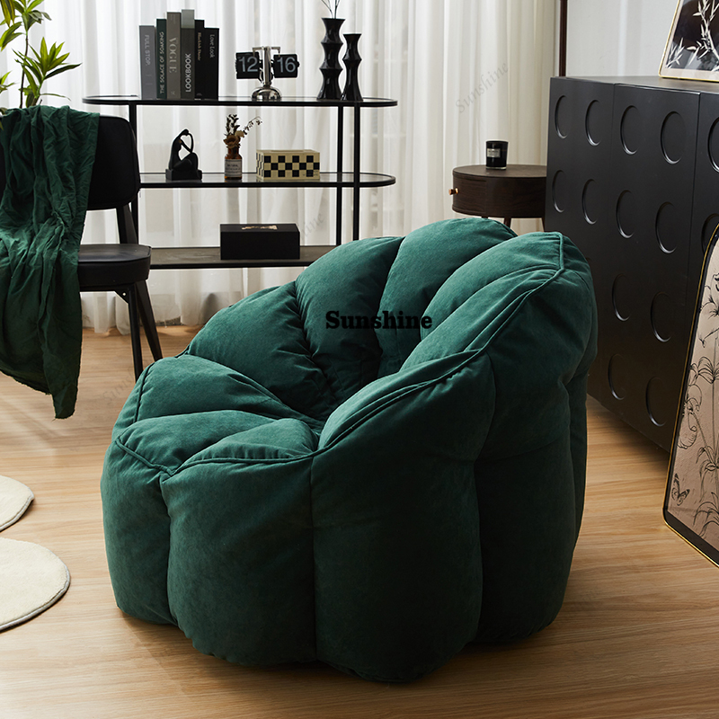 Interior Design Luxury Living Room - เก้าอี้สไตล์อังกฤษขนาดเล็ก ภายในสะดวกสบาย ดีไซน์หรูหรา โดดเด่นไม่เหมือนใคร เก้าอี้ห้องนั่งเล่น เก้าอี้พักผ่อน